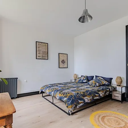 Apartamento Break In Blaye